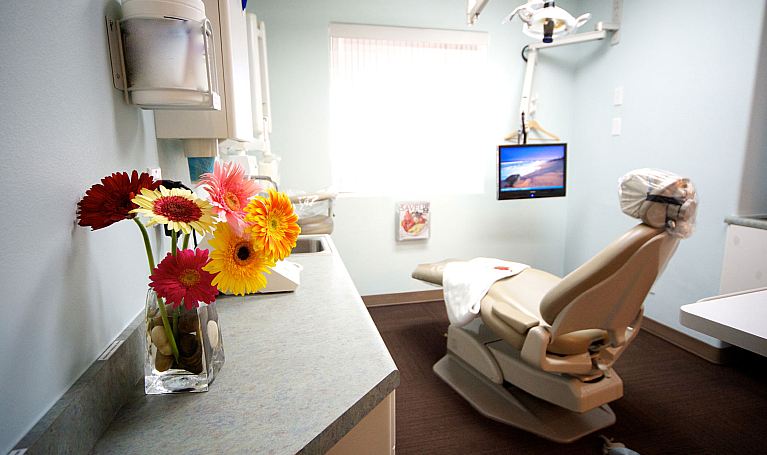 Dental Office at Complete Dental Health, your Hillcrest Dentist in San Diego, CA